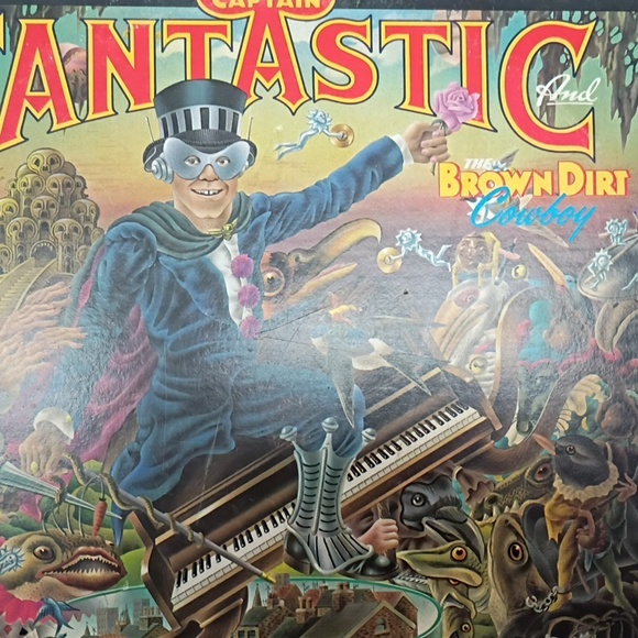 Elton John Album Captain Fantastic Vinyl - Picture 2 of 3